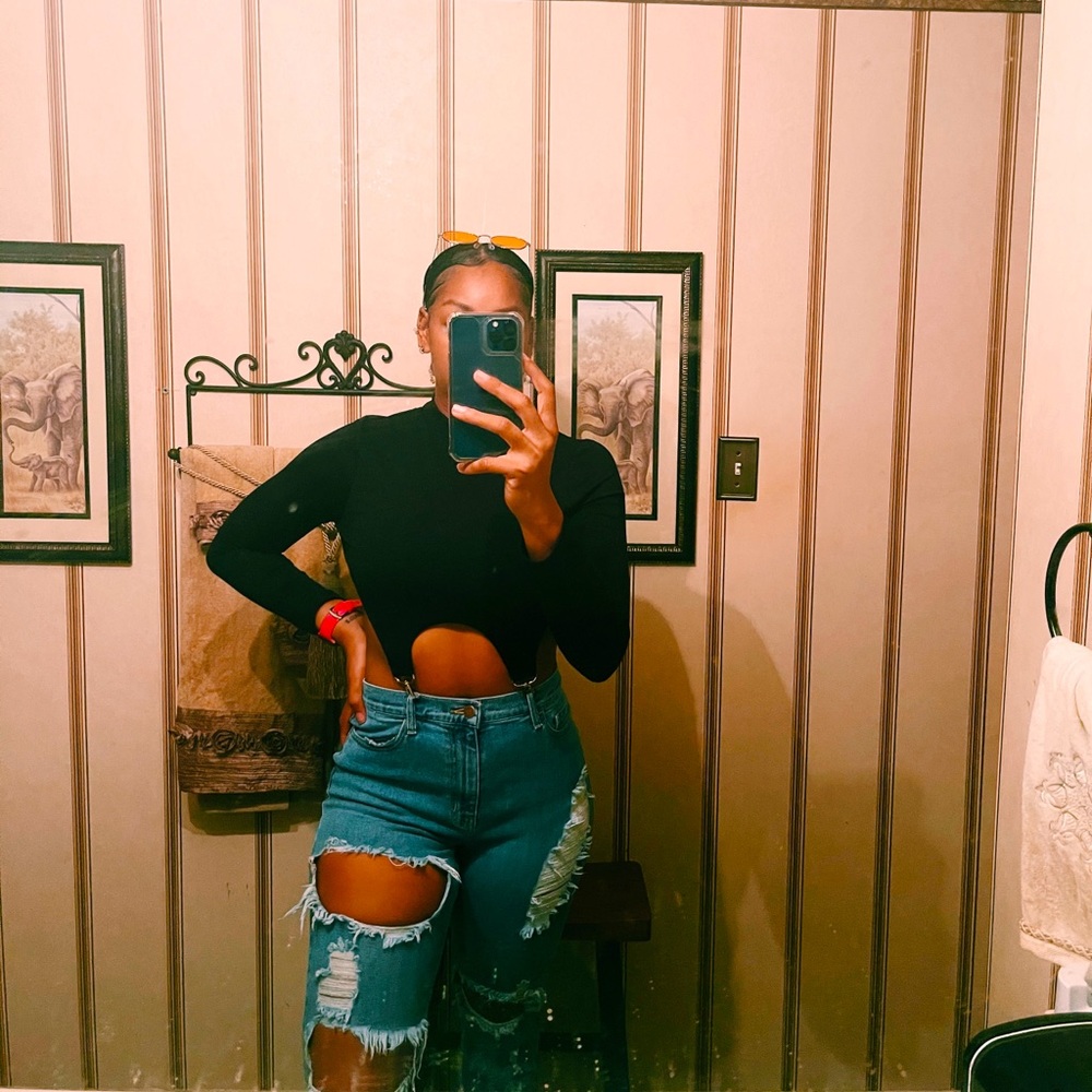 Meet your Posher, Logan